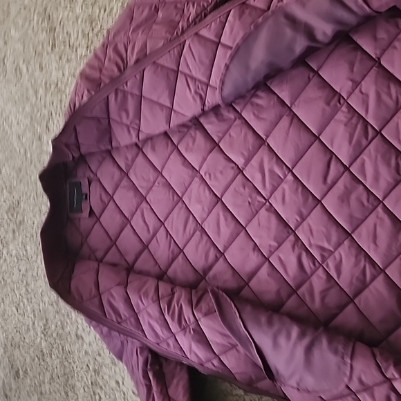 Banana Republic Factory Impermeable Waterproof Quilted Jacket sizes L - Picture 3 of 5